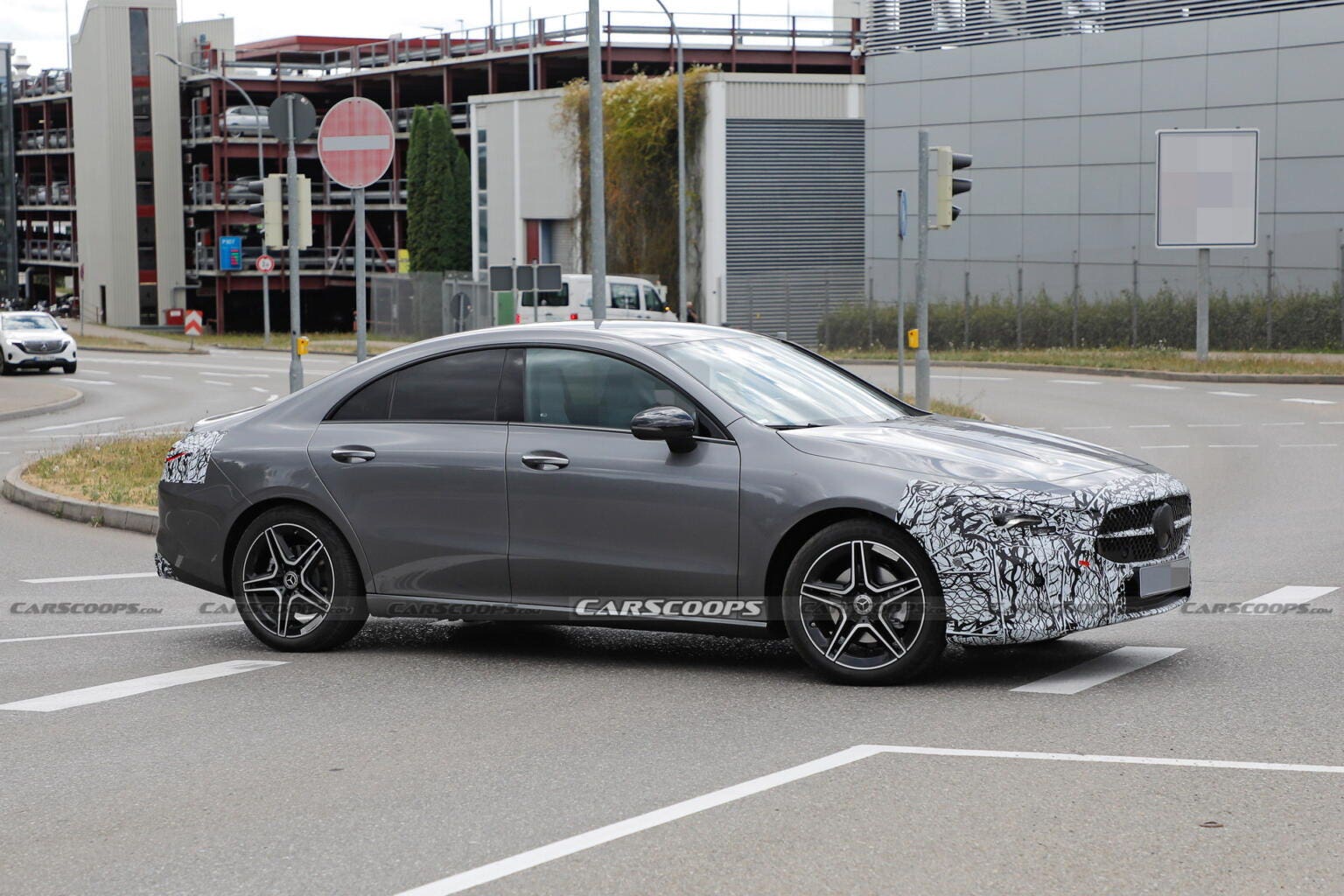 Mercedes Benz Cla 2023 Spiate Variante Berlina E Station Wagon Foto