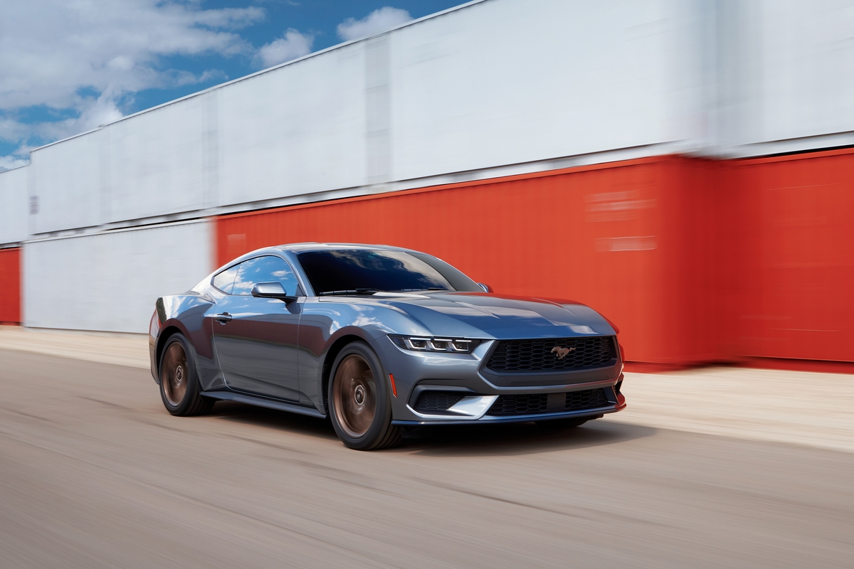 Ford Mustang 2024 aggiornamenti motori