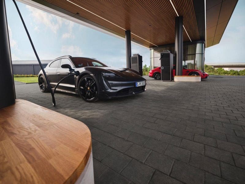 Porsche Charging Lounge Bingen am Rhein