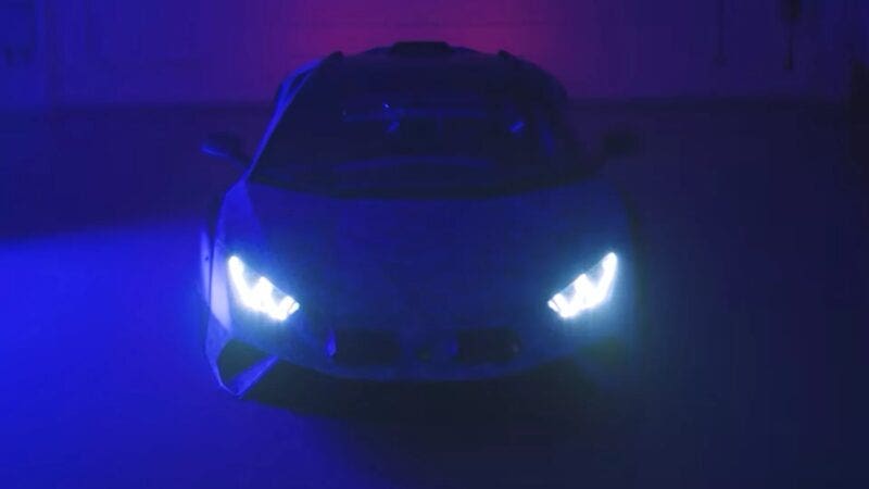 Lamborghini Huracan Sterrato teaser