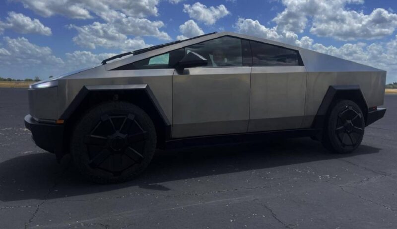 Tesla Cybertruck