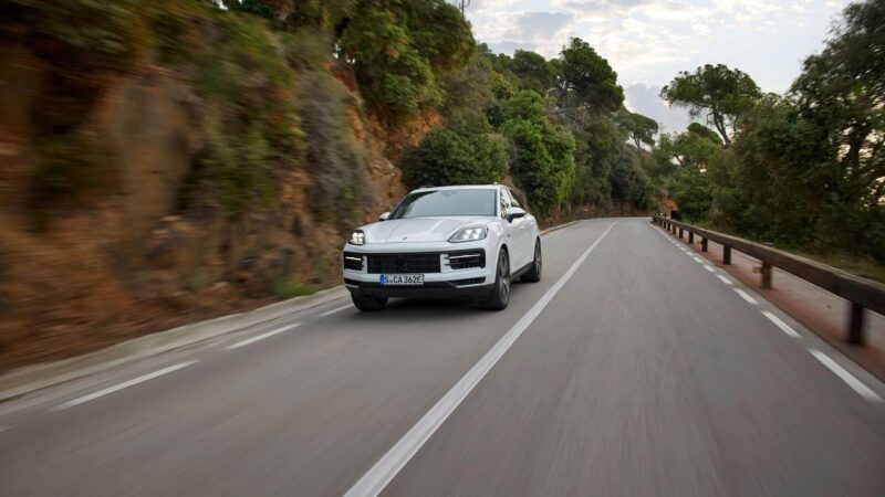 Porsche Cayenne S E-Hybrid 2024