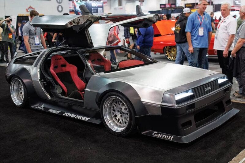 DeLorean DMC-12