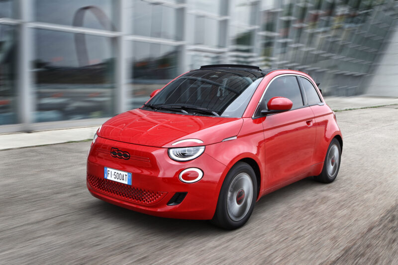 NuovaFiat500RED