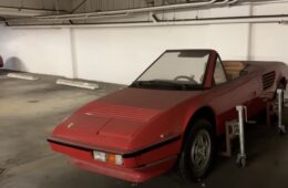 Ferrari Mondial 1981