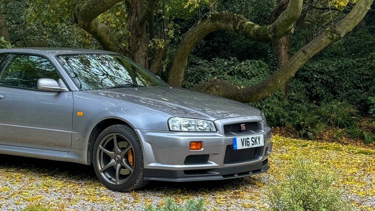 Nissan Skyline GT-R R34 v-spec