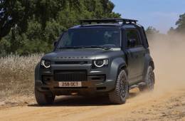 land rover defender octa edition one