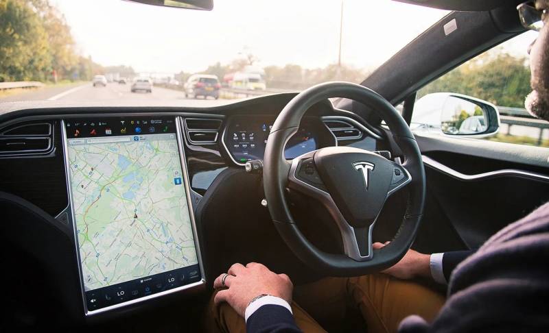 Tesla autopilot