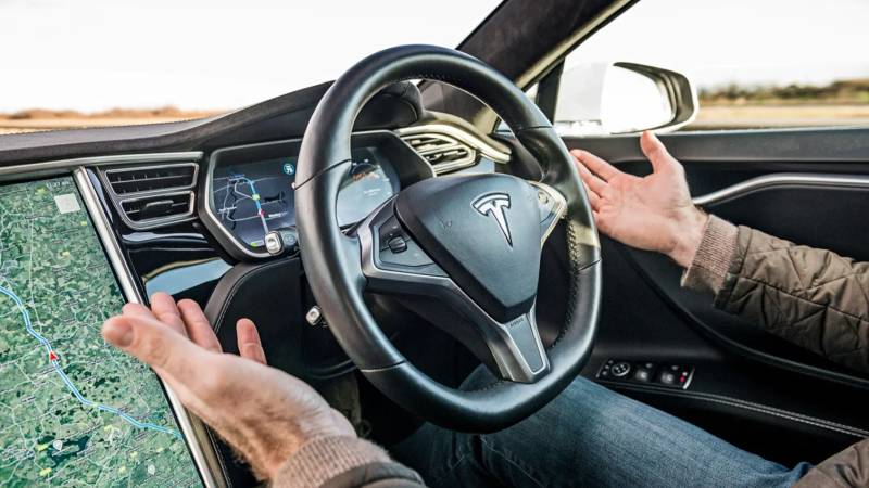 Il Full Self-Driving di Tesla