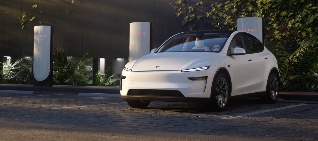 Tesla Model Y 2025