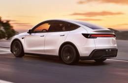 Tesla Model Y 2025