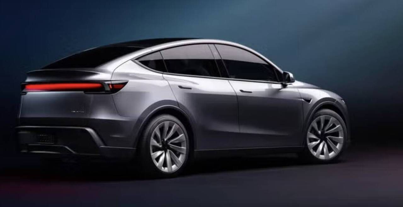 Nuova Tesla Model Y Juniper dietro