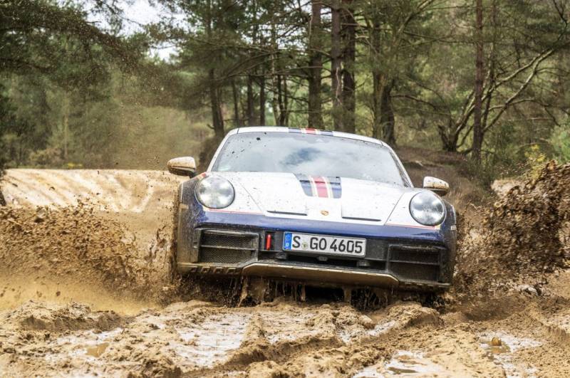 porsche 911 Dakar