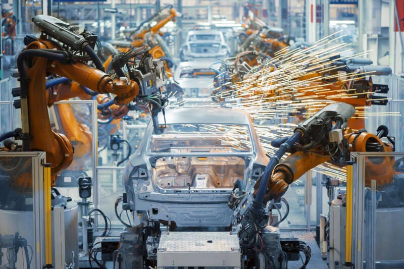 La Commissione UE varerà indicazioni che saranno la base per un piano strategico: possibile la riconversione industriale delle aziende automotive dismesse in comparti dei settori armi.