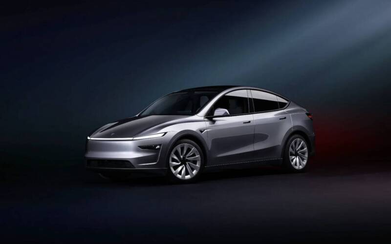 Baby Tesla Model Y meno cara per tutto il mondo